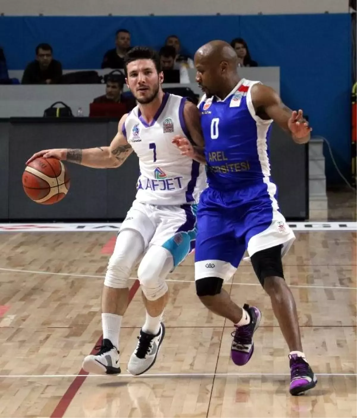 Afyon Belediyespor - Arel Üniversitesi Büyükçekmece: 76-80