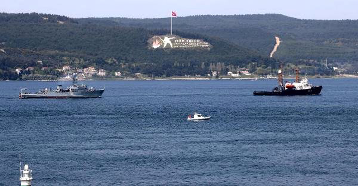 Arızalanan Rus Mayın Gemisi, Römorkörle Çanakkale Boğazı\'ndan Geçirildi