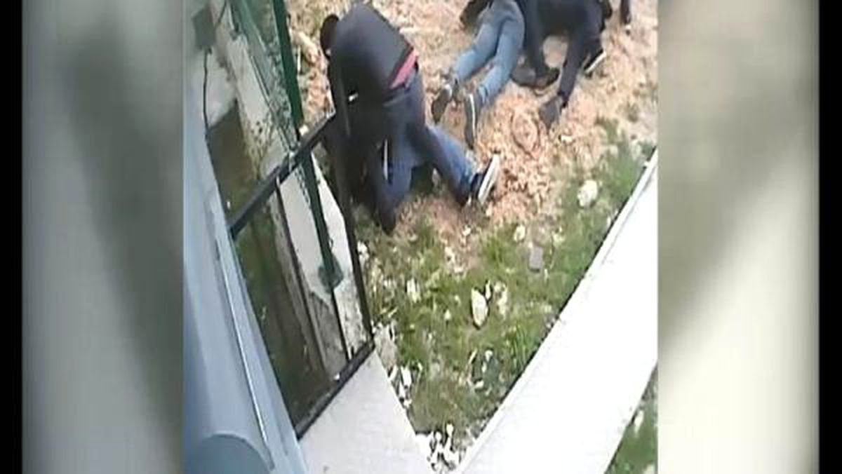 Atm Dolandırıcıları Suçüstü Yakalandı