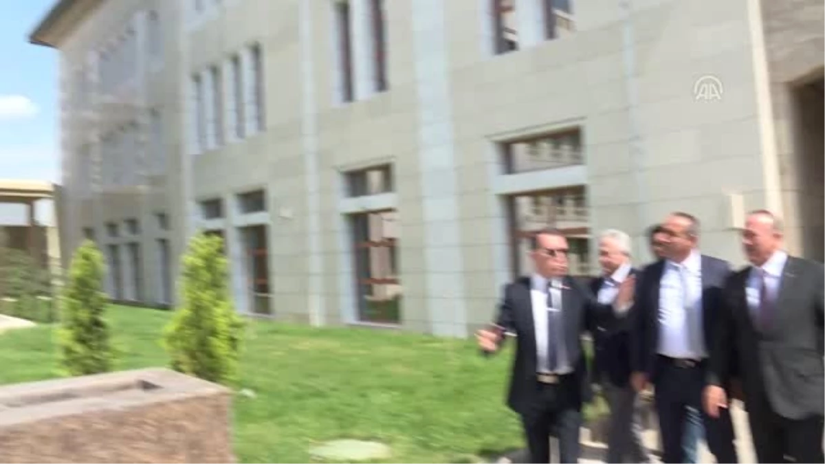 Bakan Çavuşoğlu, Tc Bağdat Büyükelçilik Yeni Binasını Gezdi