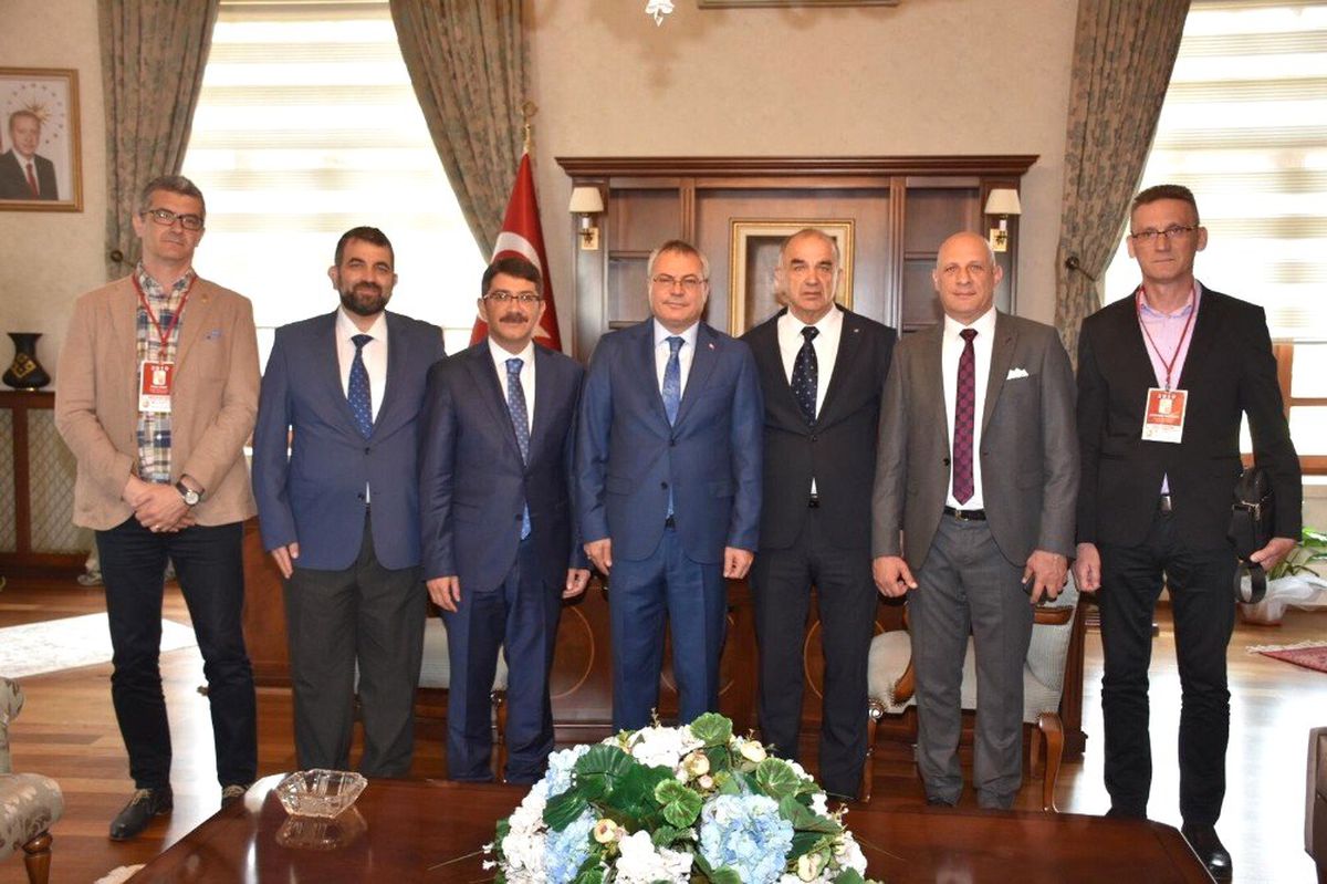 Başkan Çelik Donju Vakuf Heyetini Ağırladı