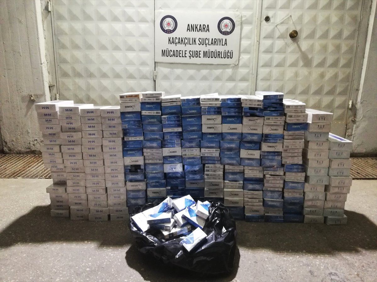 Çekiciye Bağlı Kamyonda 2 Bin 400 Paket Kaçak Sigara