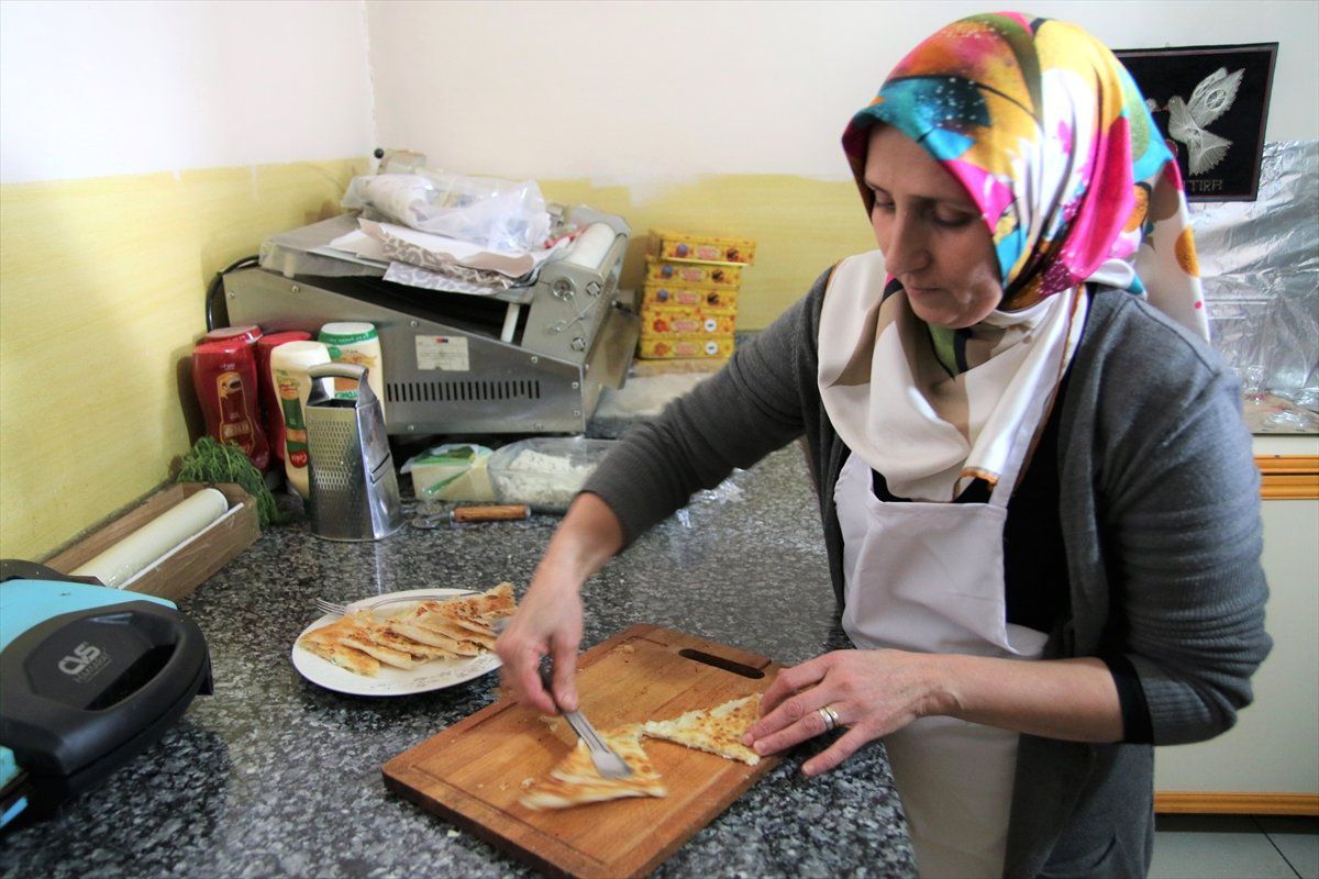 Devlet Desteğiyle Açtıkları Gözleme Evi Hayatlarını Değiştirdi