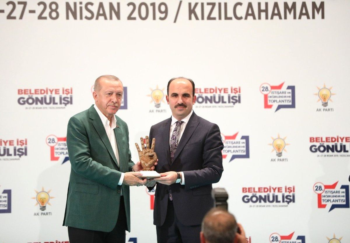 Erdoğan\'dan, Başkan Altay\'a En Yüksek Oy Ödülü