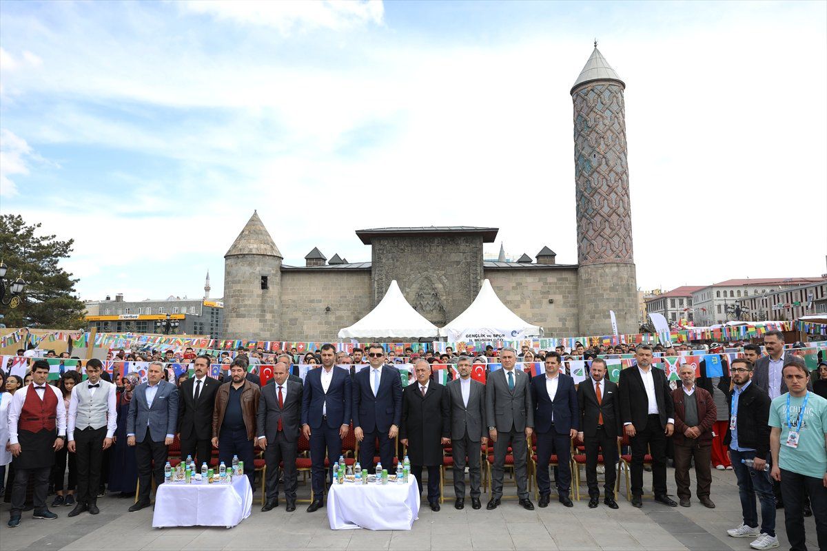 Erzurum\'da "12. Uluslararası Öğrenci Buluşması"