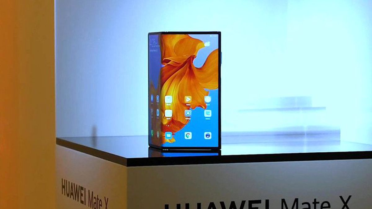 Huawei, Toplamda 300 Bin Adet Mate X Satışa Sunacak