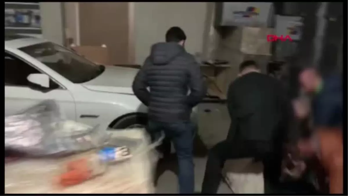 İstanbul- Kasayı Soyan Otomobili Çalan Hırsızın Yakalanma Anı Kamerada