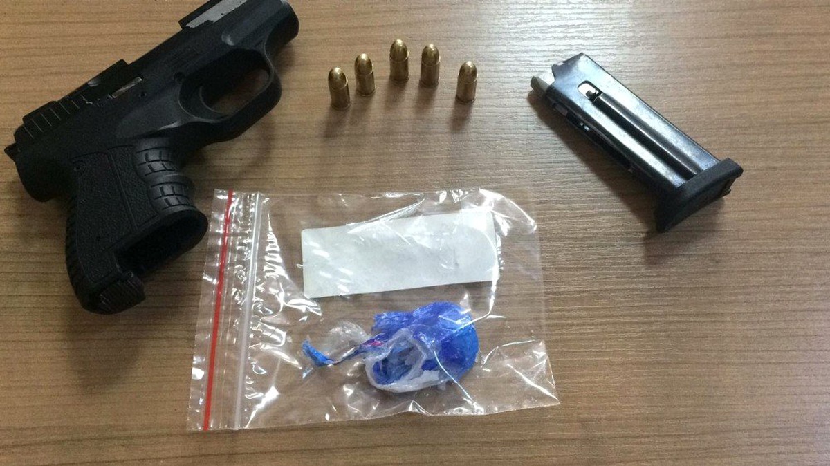 Kuşadası\'nda Filmleri Aratmayan Uyuşturucu Operasyonu