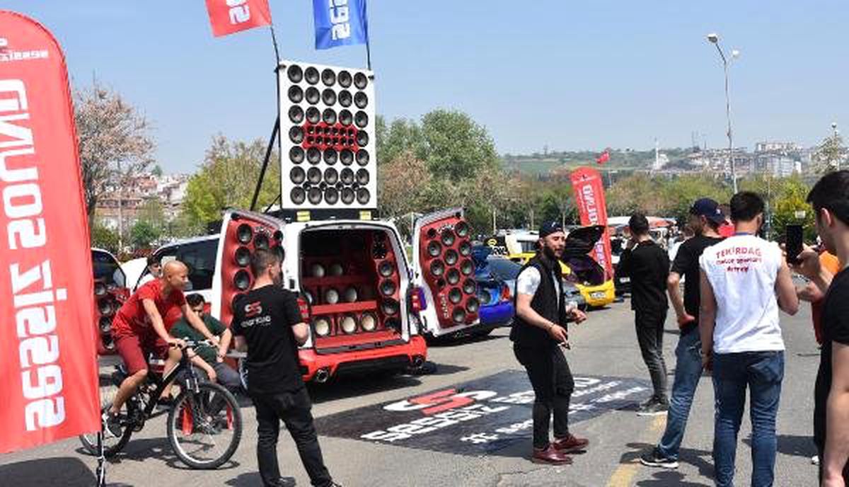 Modifiye Araç Tutkunları Tekirdağ\'da Buluştu