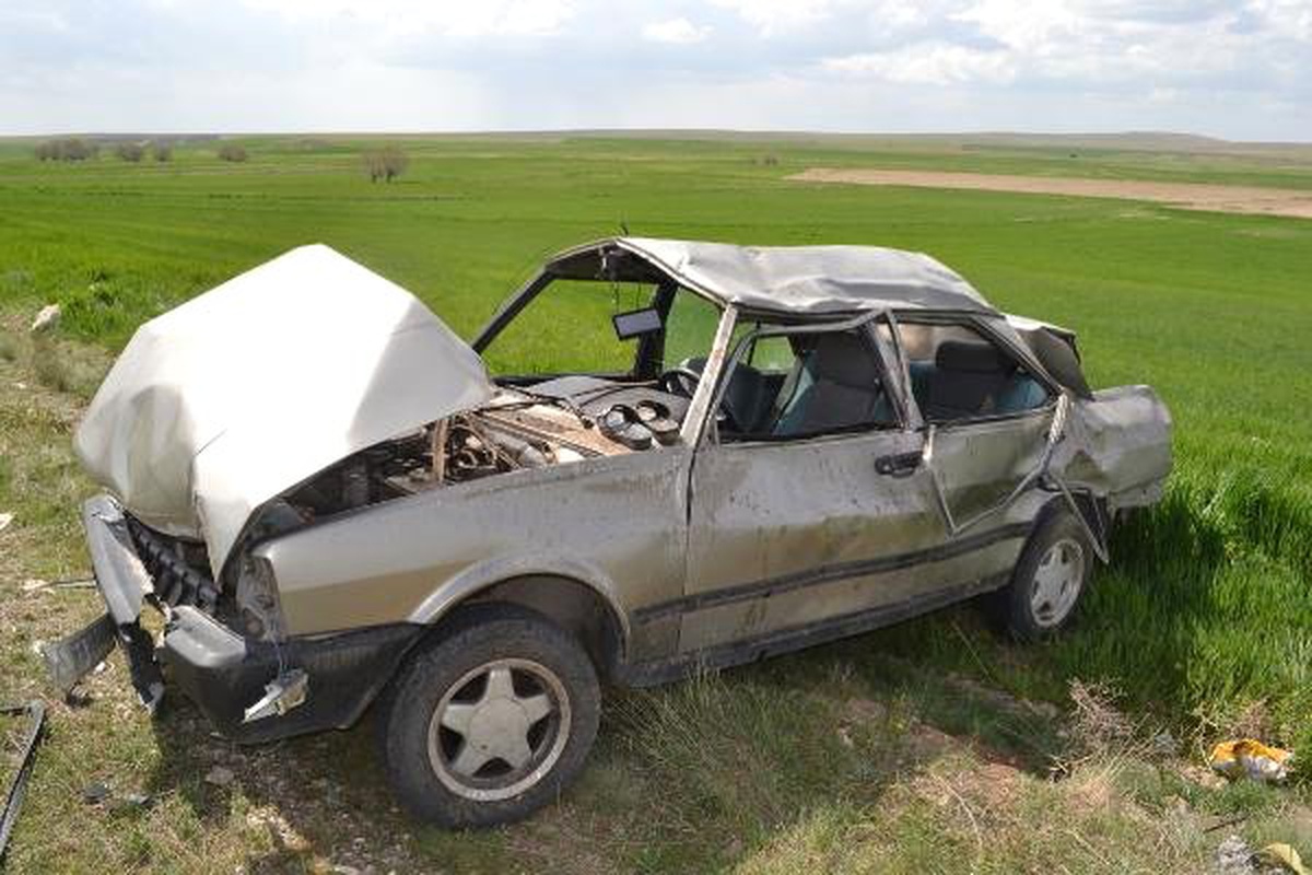 Otomobilleri Takla Attı, Hastaneye Götürüldükleri Ambulans Kaza Yaptı