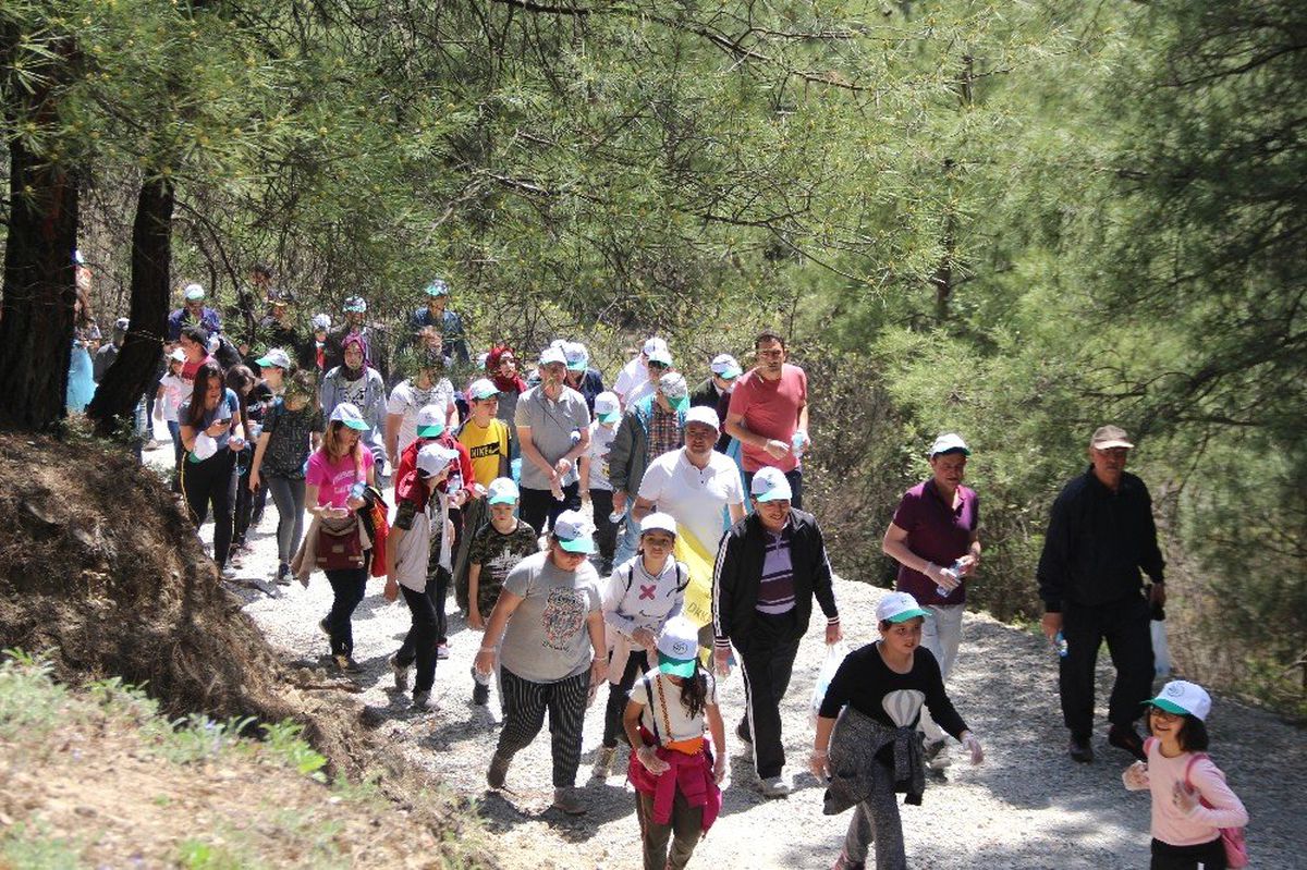 Sağlıklı Yaşam ve Temiz Çevre İçin Yürüdüler