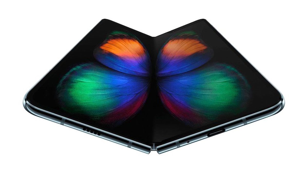 Samsung, Galaxy Fold ile İlgili Kötü Analizi Kaldırttı!