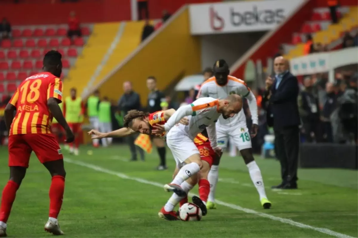 Spor Toto Süper Lig: İstikbal Mobilya Kayserispor: 1 - Aytemiz Alanyaspor: 1 (Maç Sonucu)