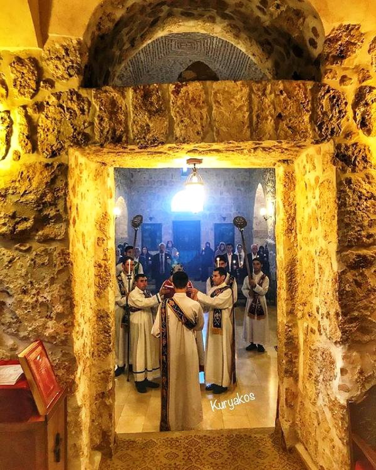 Tarihi Kırklar Kilisesi\'nde Paskalya Bayramı Kutlandı