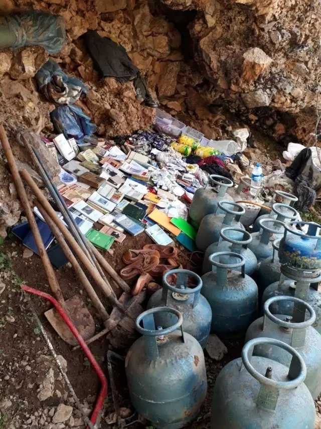 Tunceli'de Teröristlerin Kullandığı Mağara İmha Edildi, Malzemeler Ele Geçirildi - Son Dakika