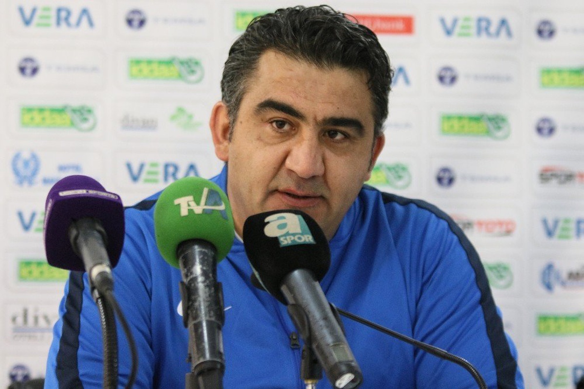 Ümit Özat: "Kaybedince Herkes Antrenördür"
