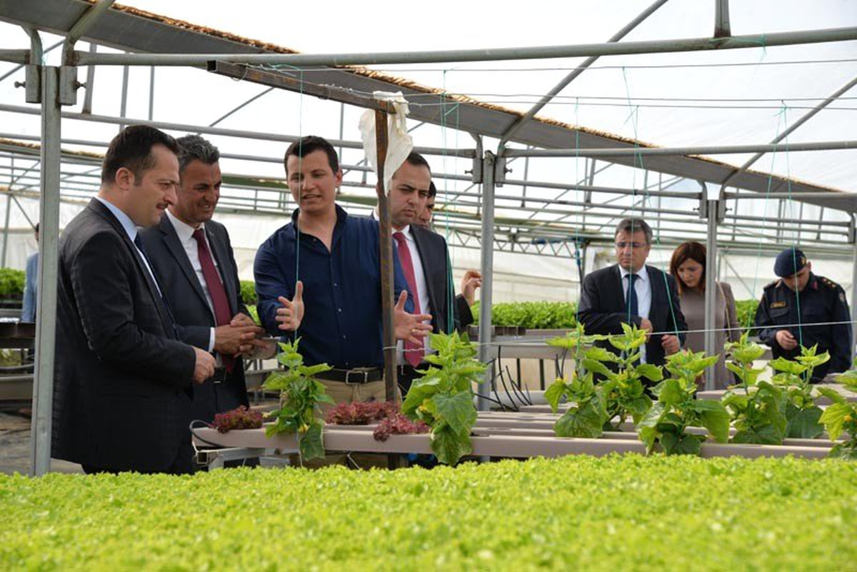 Vali Şentürk\'ten Tarım ve Sanayi Sektörüne Ziyaret