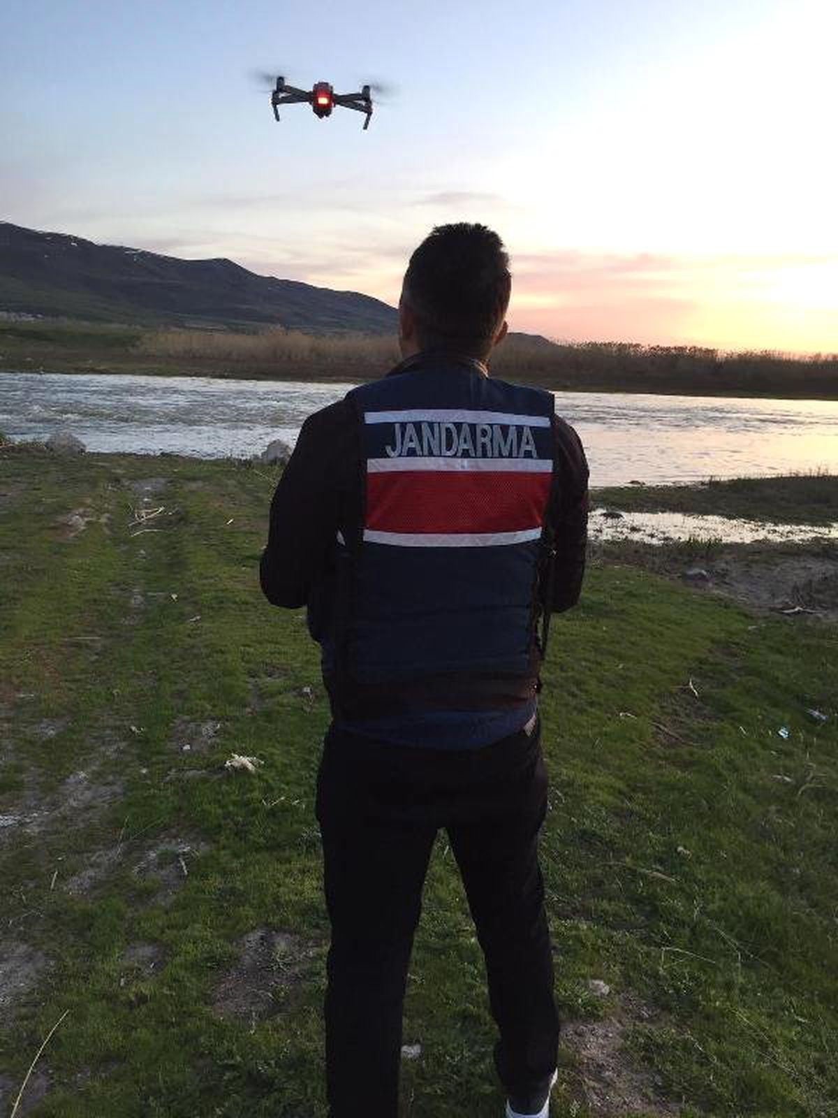 Van Gölü\'nde İnci Kefali İçin Drone ile Denetim