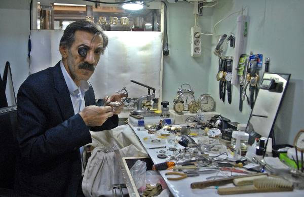 100 Antika Saat Tamircisinden Biri Diyarbakır\'da
