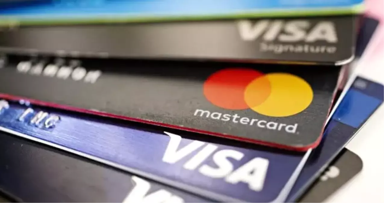 AB, Visa ve Mastercard\'ın Taahhütlerini Kabul Etti