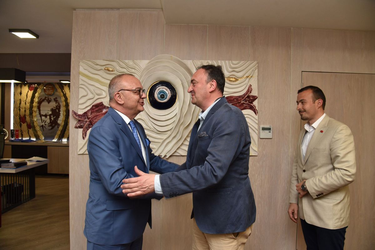 Akhisar\'dan Büyükşehir\'e Ziyaret
