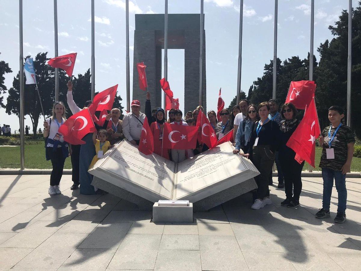 Aliağa\'dan Bugüne Kadar 14 Bin Kişi Şehitlikleri Ziyaret Etti