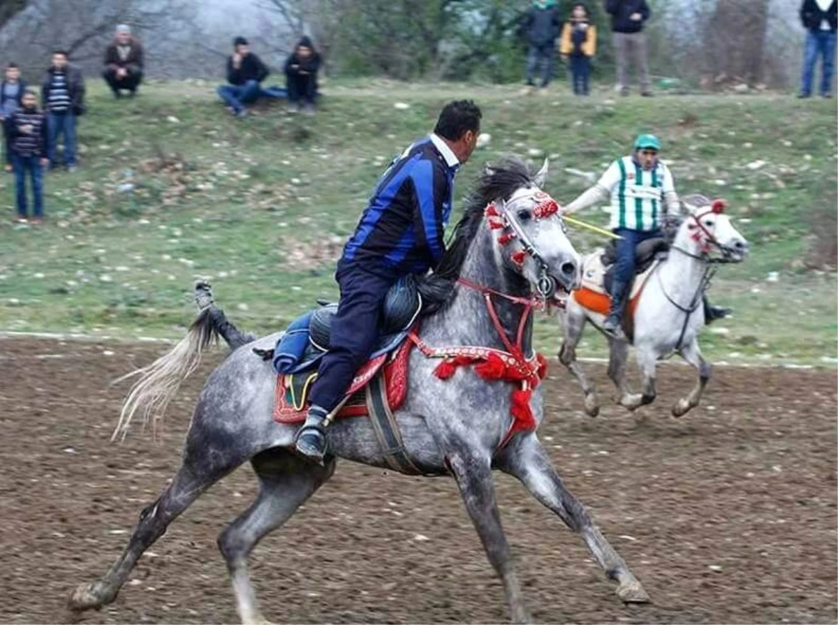 Atlı Cirit Müsabakaları Selendi\'de Başlıyor