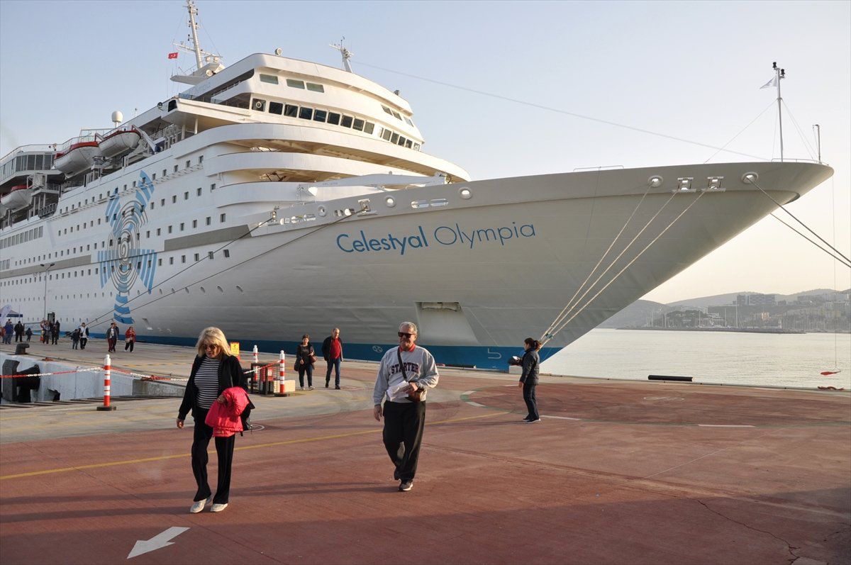 Aydın Sahillerinde İngiliz Turist Sevinci
