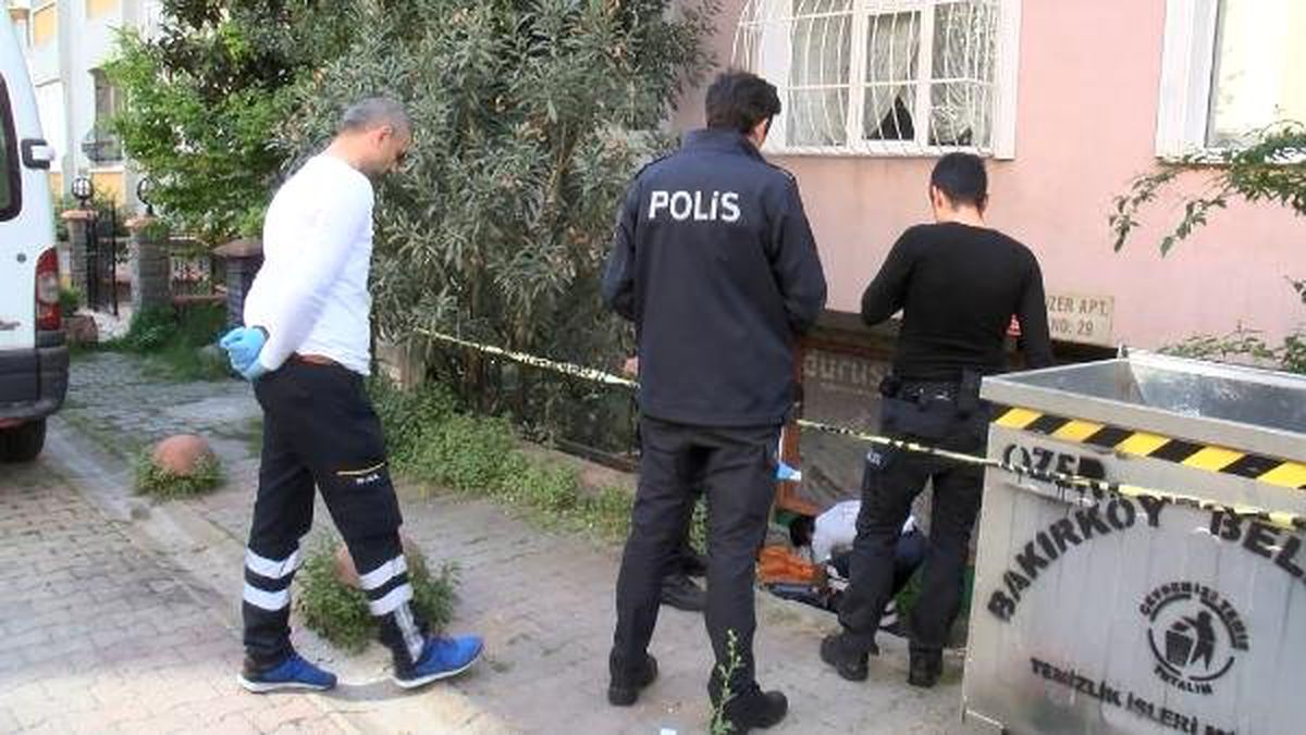 Bakırköy\'de Bir Esnaf Bıçaklı Saldırıda Öldü