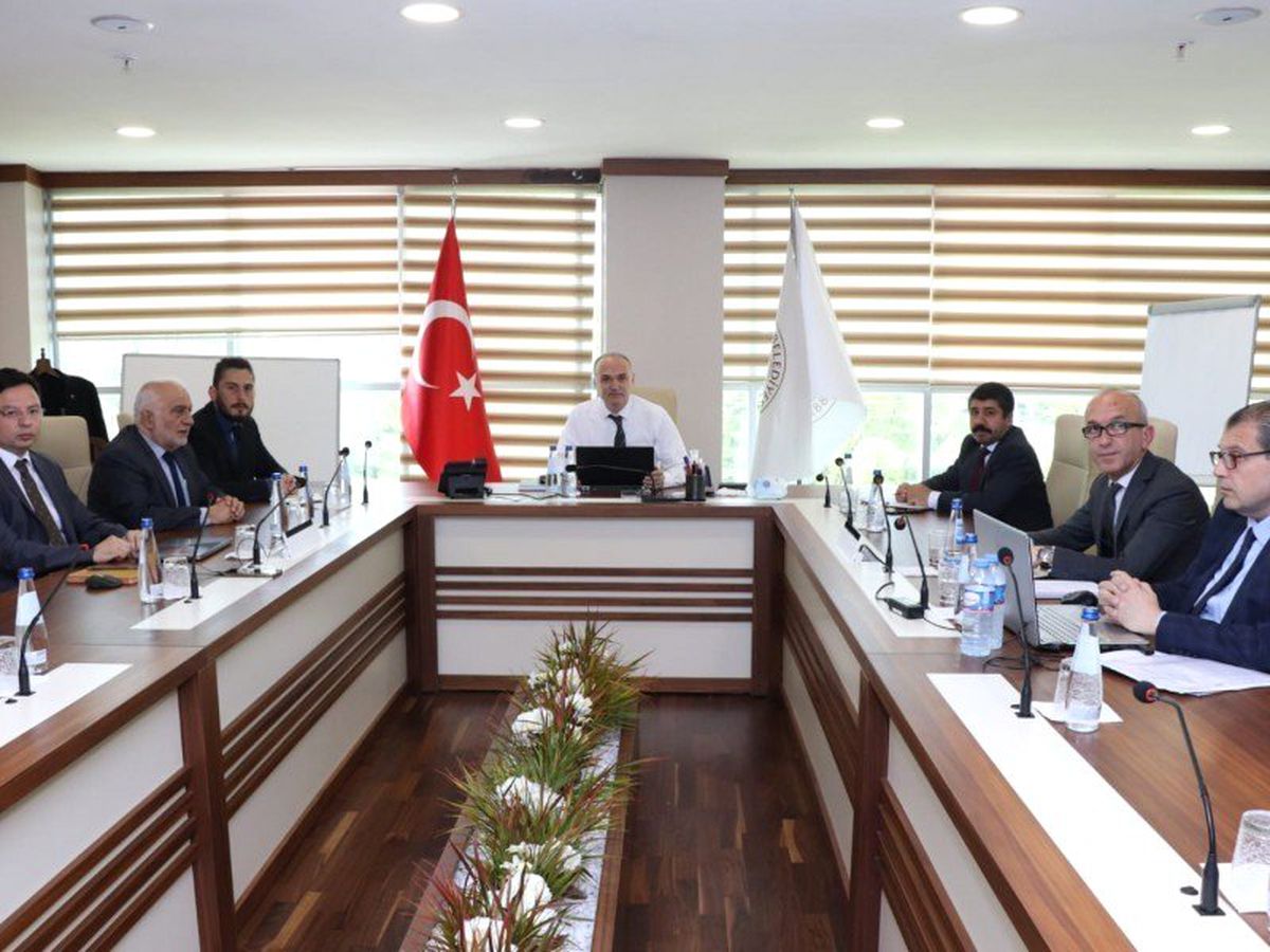 Başkan Özlü İstişare Toplantısı Yaptı