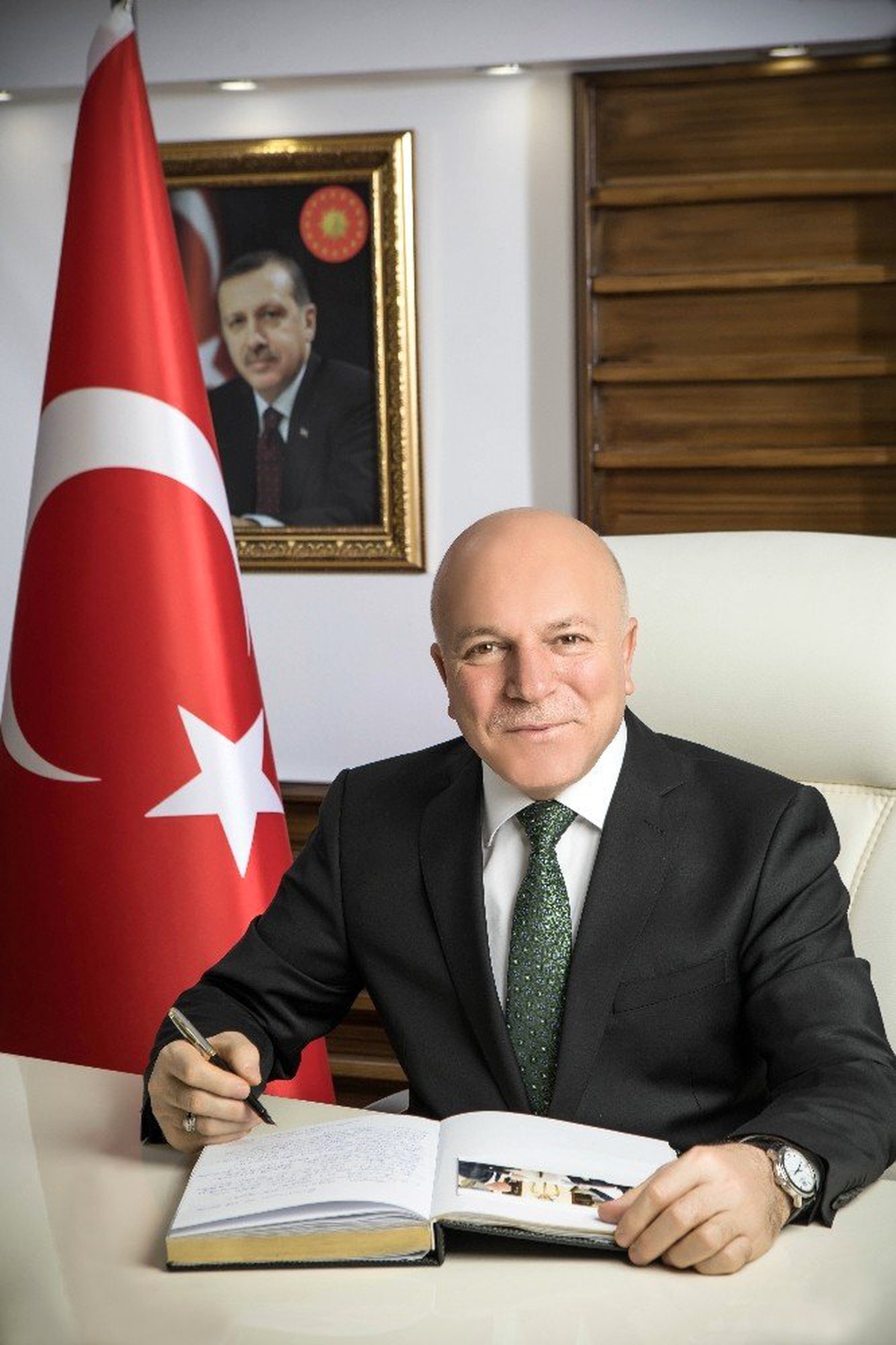 Belediye Başkanı Sekmen Kut\'ül Amare Zaferinin Yıldönümü Kutladı