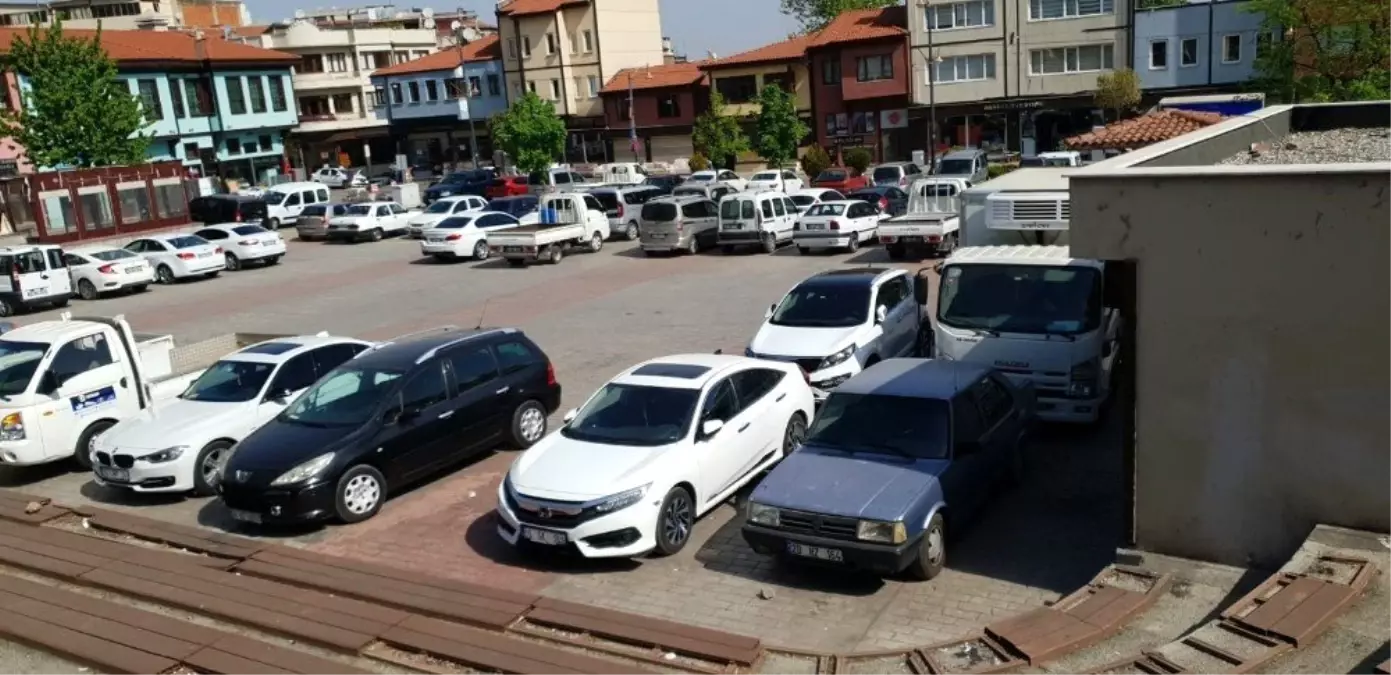 Belediye Park Şirketleri Verimli Olmayan Alanlardan Çekilince Değnekçiler Yeniden Hortladı