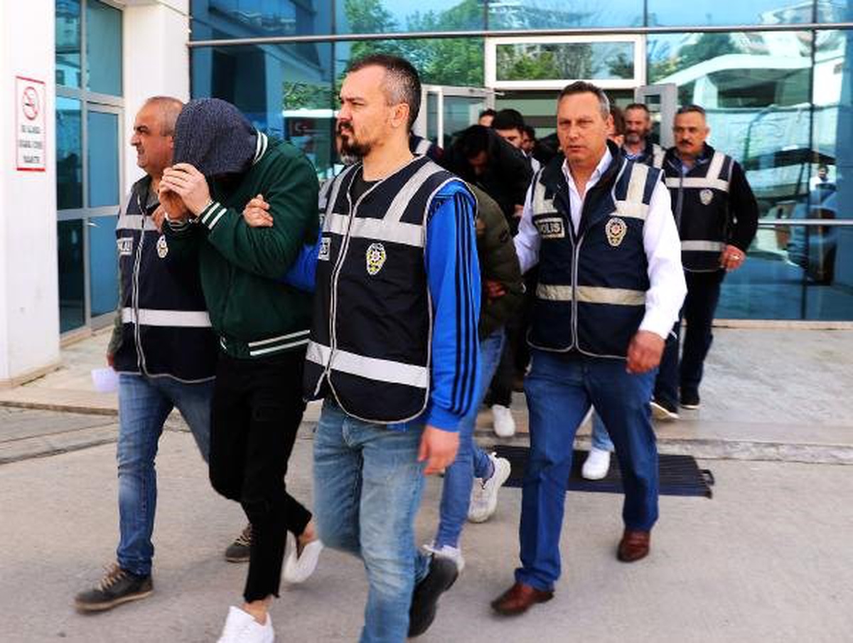 Bursa\'da Fuhuş Çetesine Operasyon: 11 Gözaltı