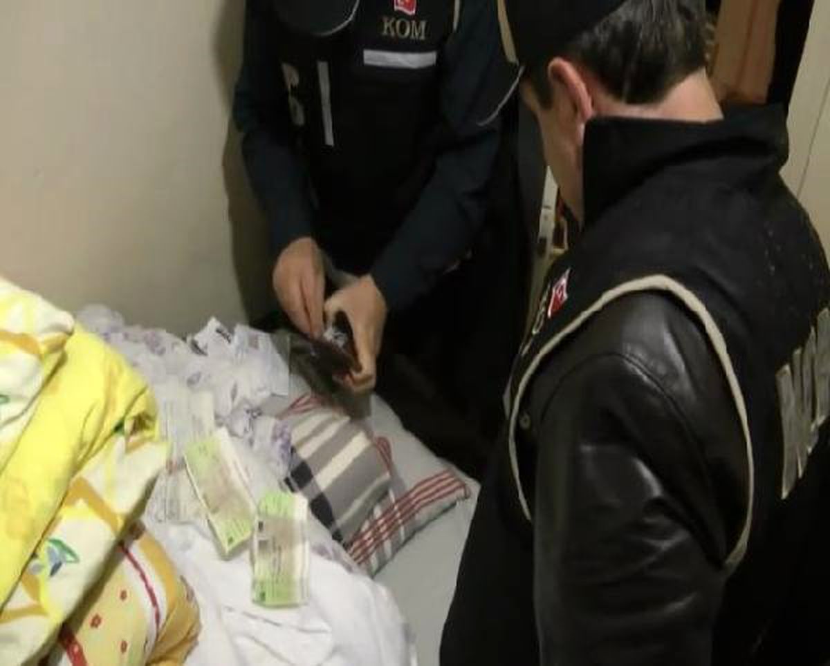 Bursa Merkezli 3 İlde, Sahte Çek ve Para Operasyonu: 20 Gözaltı