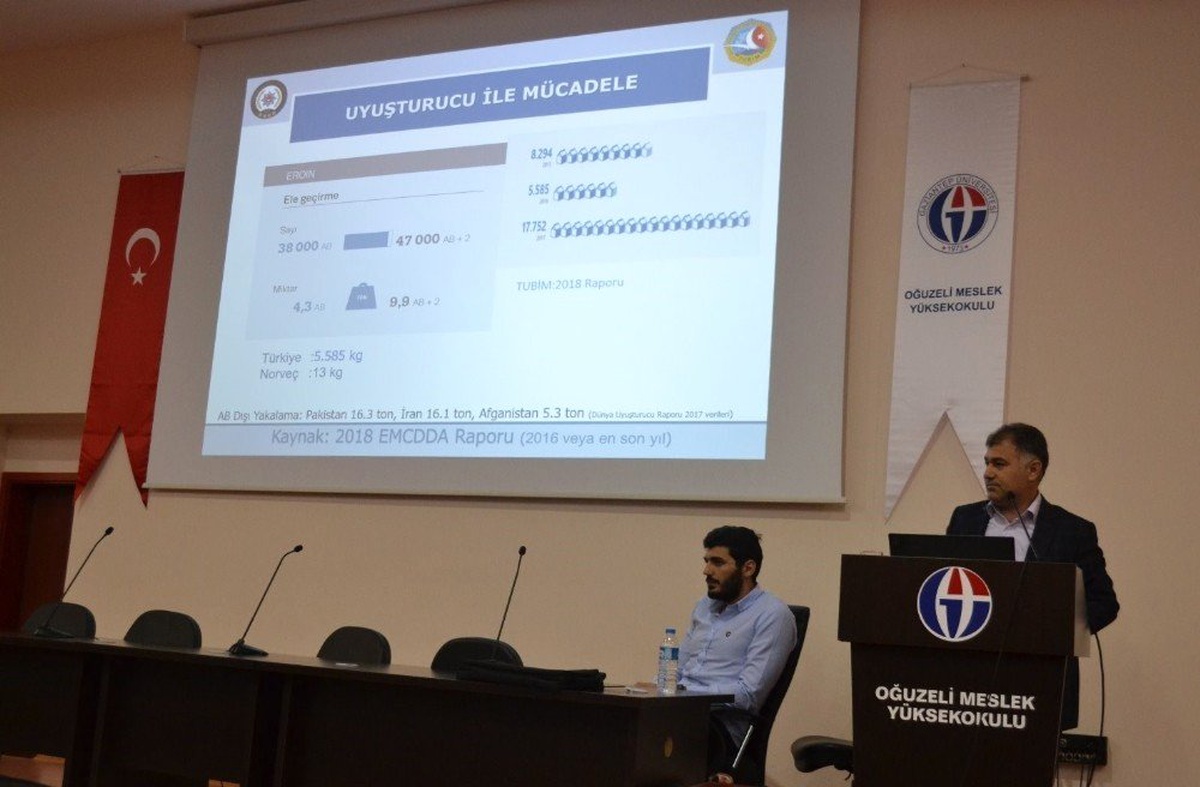Gaün\'de Uyuşturucunun Zararları Konferansı