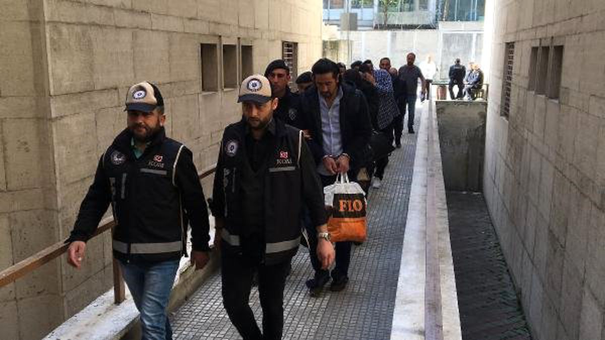 Kaçak Silah Şebekesine Operasyonda Gözaltına Alınan 6 Şüpheli Adliyede