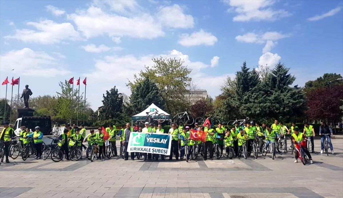 Kırıkkale\'de 9. Yeşilay Bisiklet Turu Düzenlendi