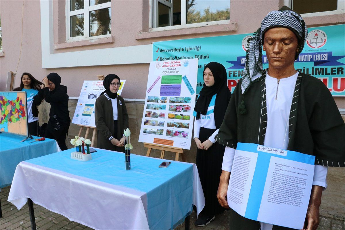 Lise Öğrencilerinden Bilim Şenliği