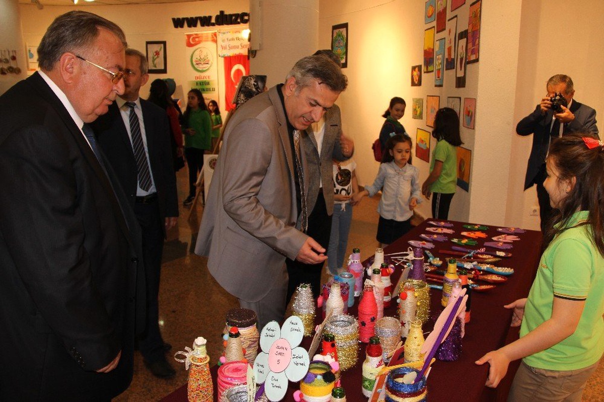 Miniklerin Sergisi Büyük Beğeni Aldı