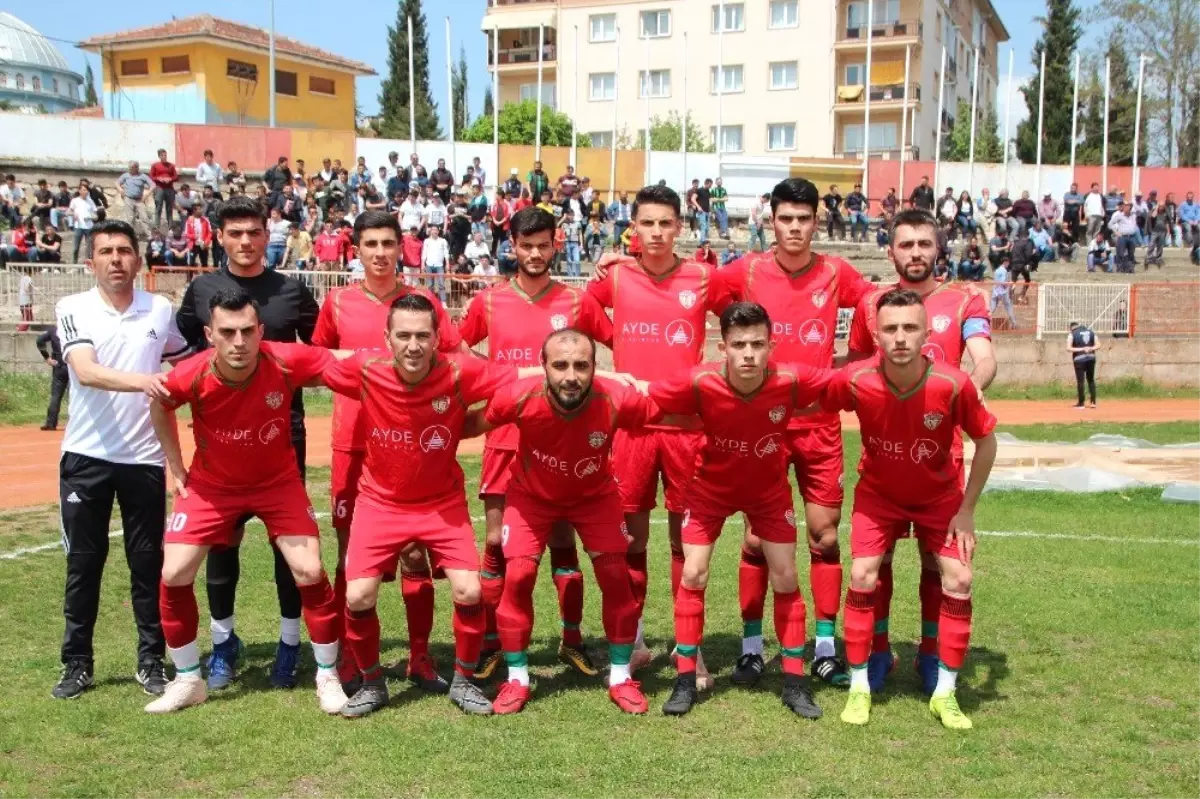 Osmaneli Belediye Başkanı Münür Şahin\'den 1308 Osmaneli Belediyespor\'a Teşekkür