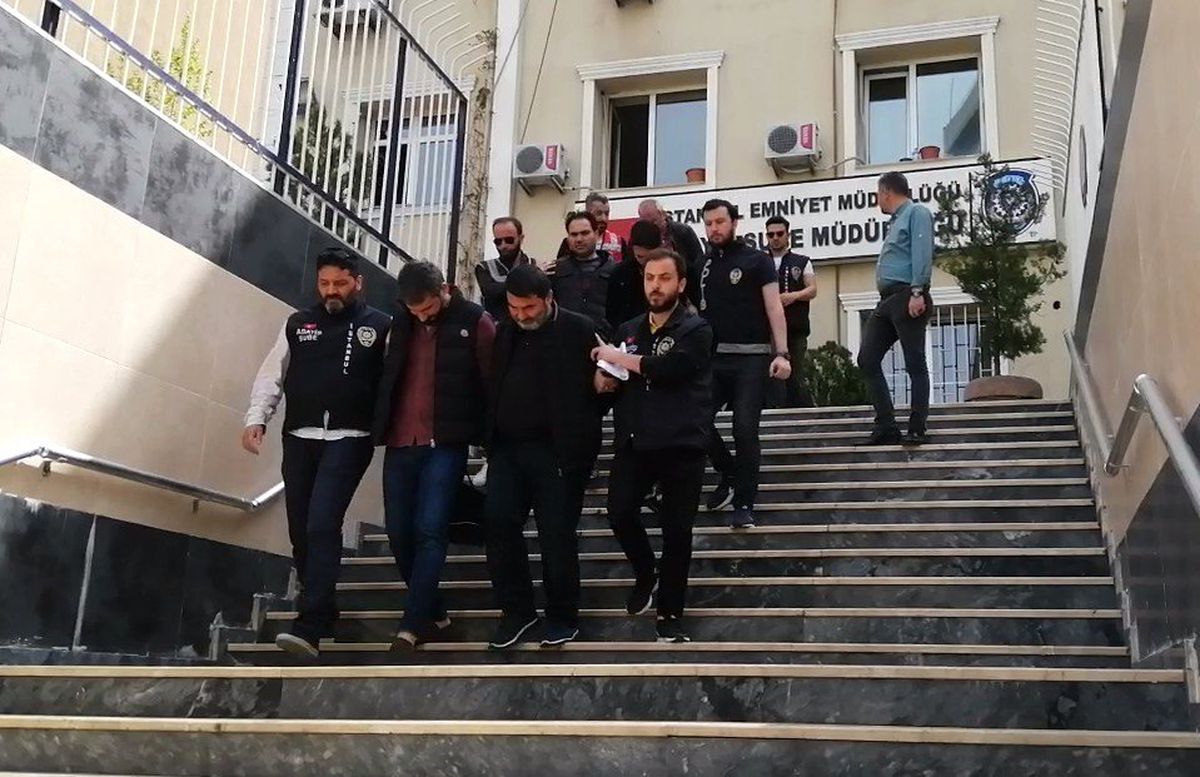 Sahte "Eft" Belgesi ile Araç Sahiplerini Dolandıran Şebekeye Operasyon: 12 Gözaltı