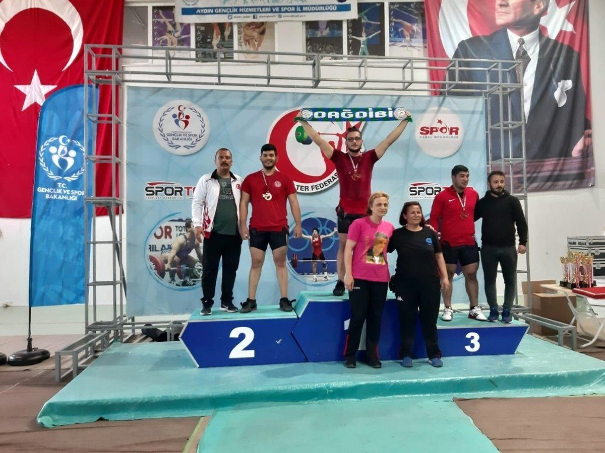 Sakarya Büyükşehirli Sporcu Türkiye 2.\'si Oldu