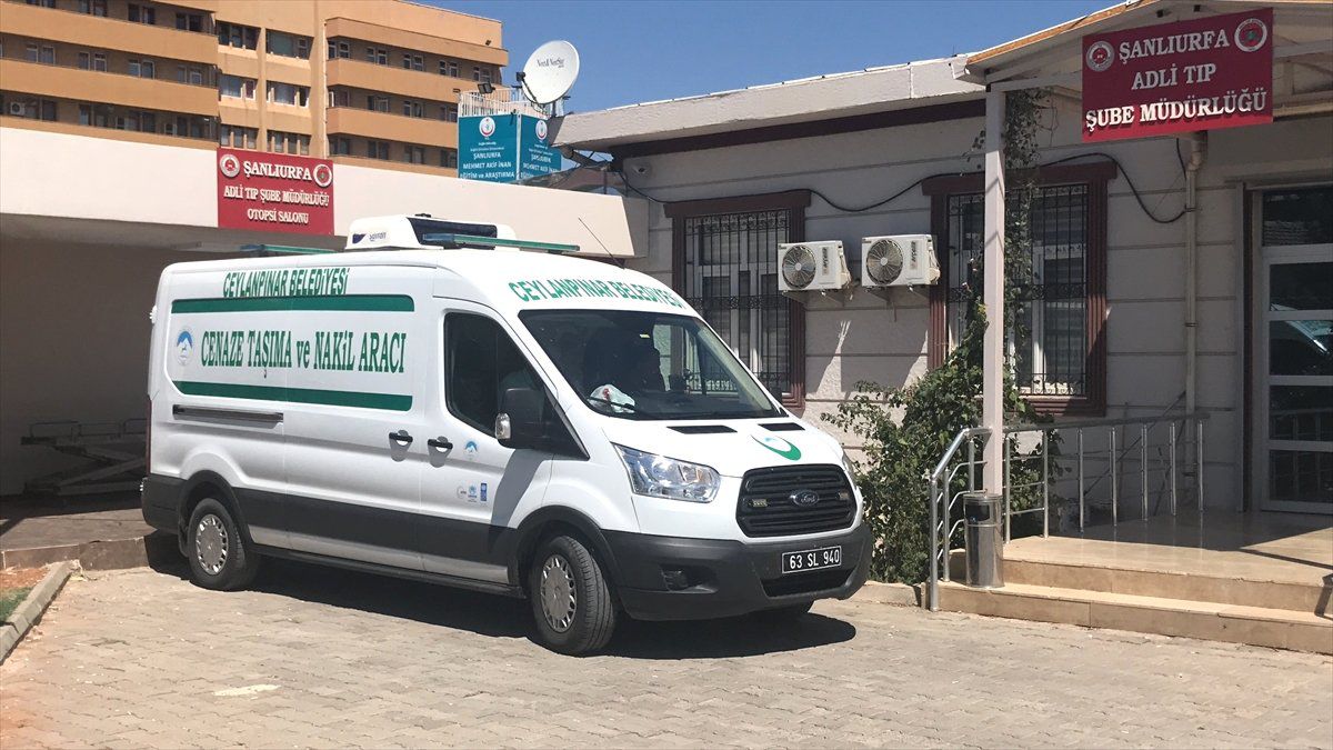 Şanlıurfa\'da Düğünde Ateş Alan Silahla Vurulan Kişi Öldü