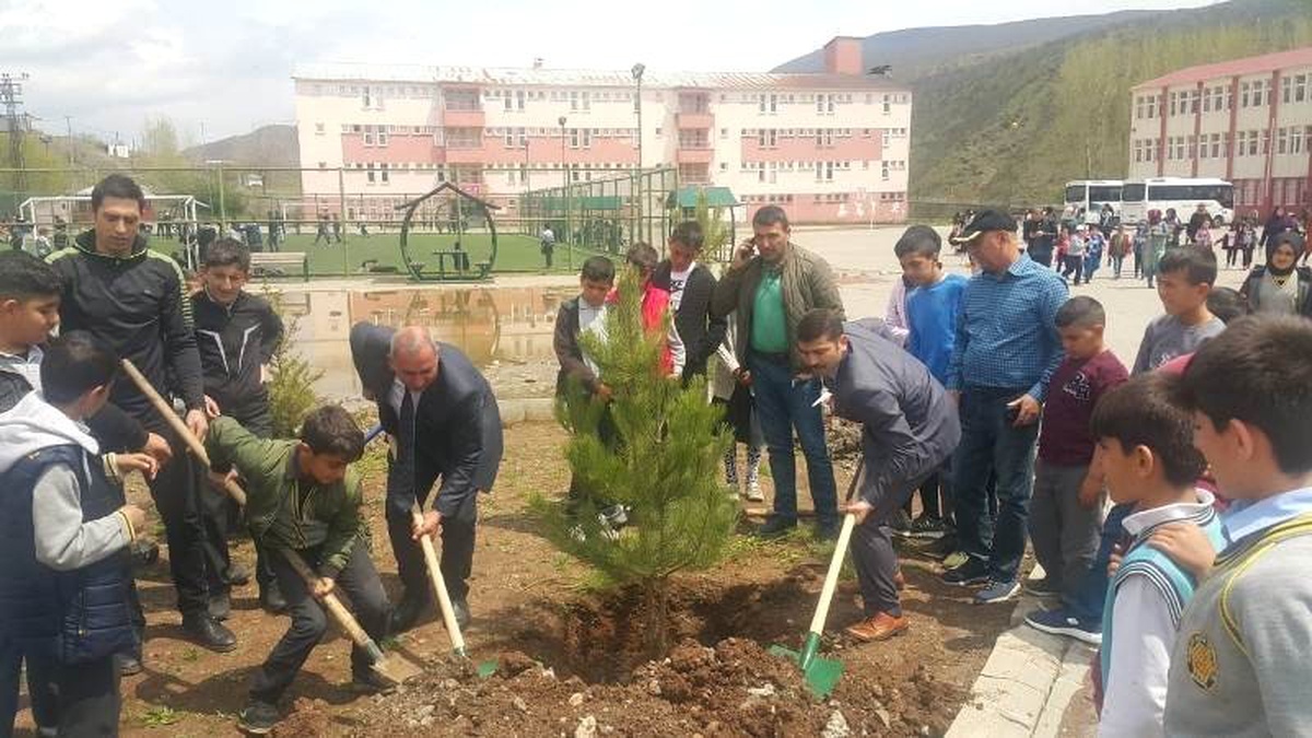 Şehit Polis Kubilay Karaman\'ın Anısına Fidanlık Oluşturuldu