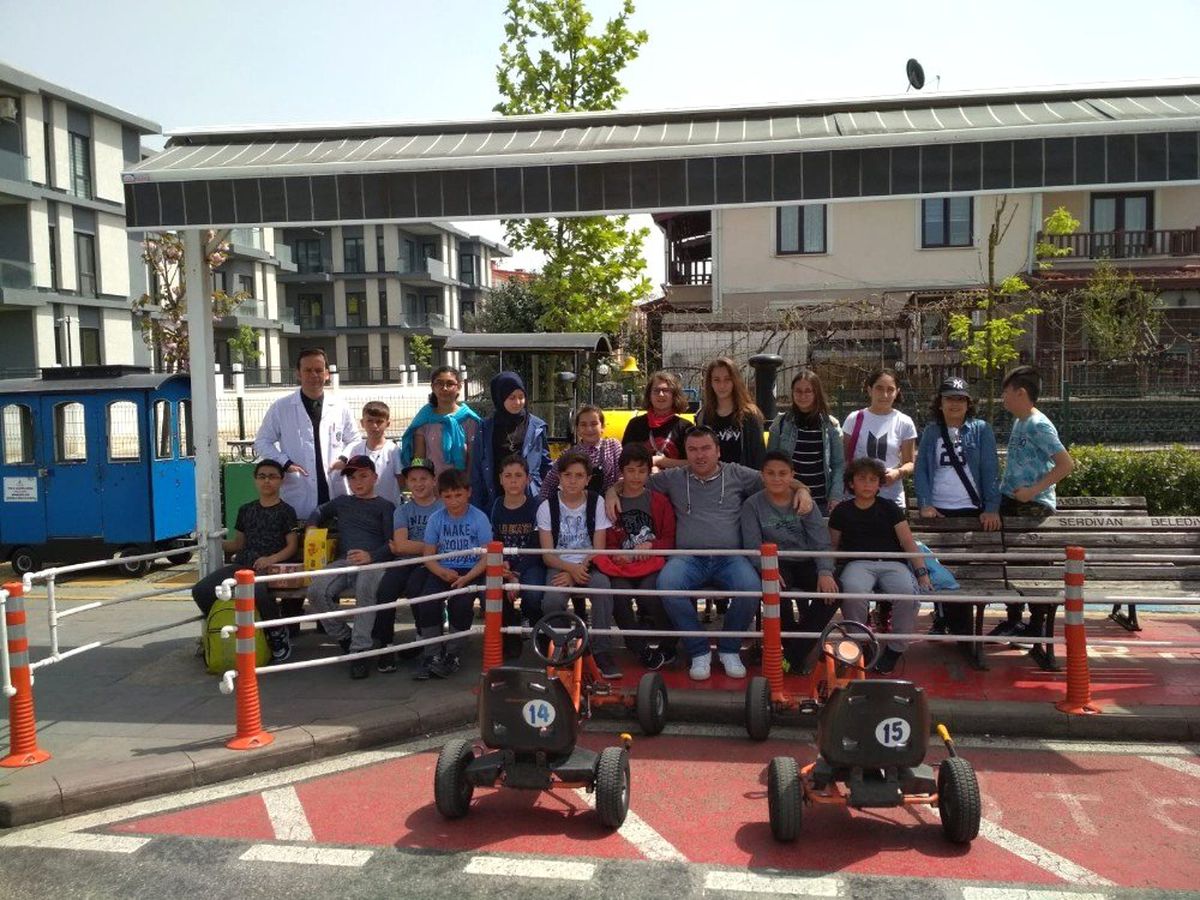 Serdivan Trafik Park\'a Akçakocalı Öğrenciler Misafir Oldu