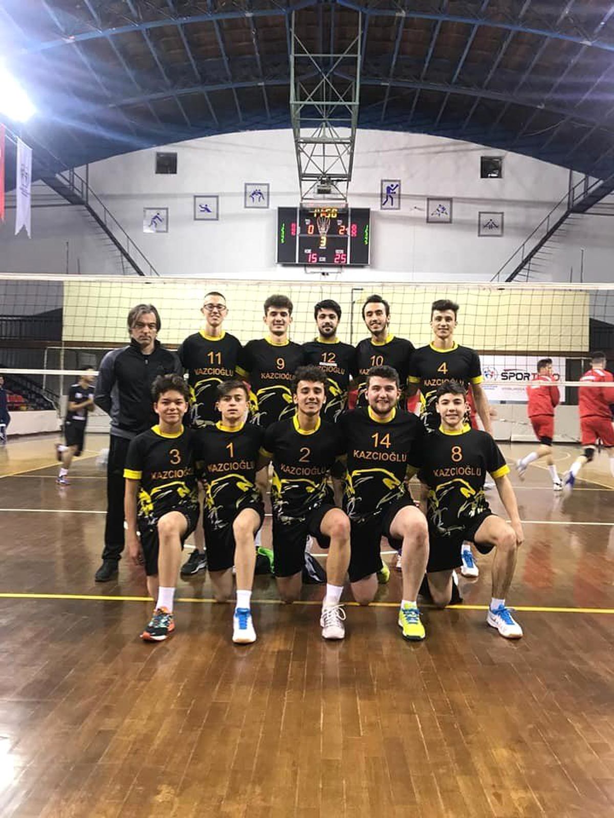 Simavlı Genç Voleybolcular Grup Birincisi Oldu