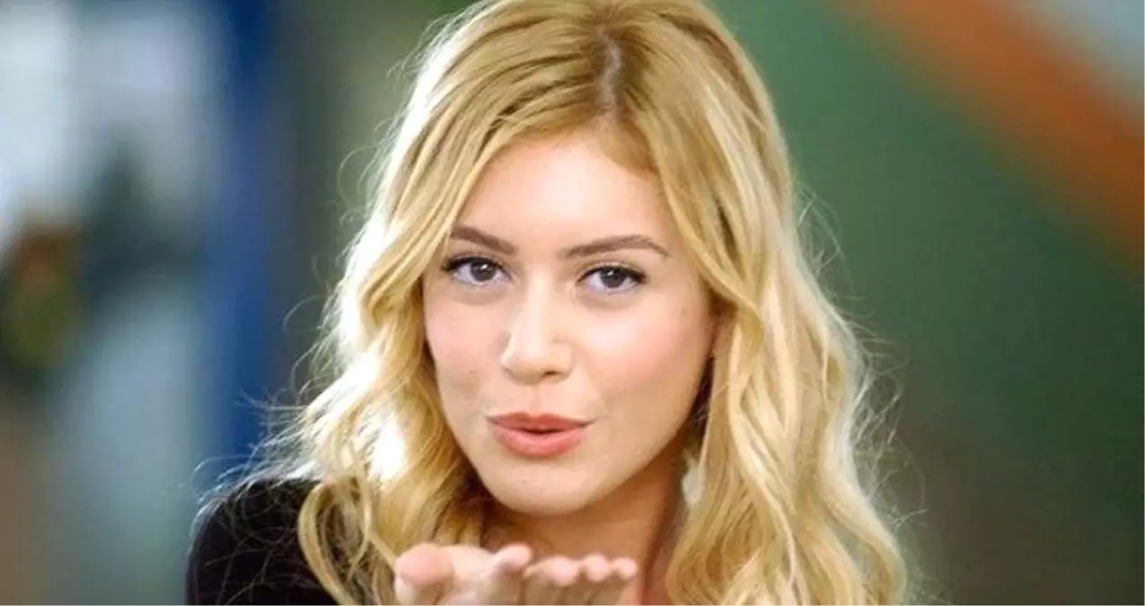 Sinem Kobal\'dan Demet Akalın\'ın Küçük Kızına Büyük Sürpriz!