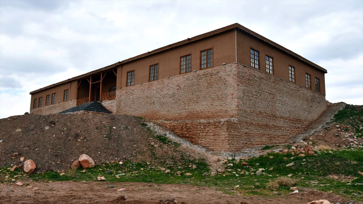 Tarihi Hükümet Konağı" İshak Paşa Sarayı\'na Alternatif Olacak