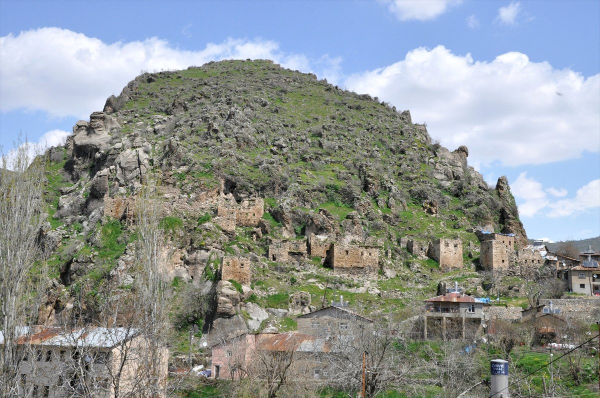 Tarihi Kale Evlerinin Restorasyonuna Başlandı