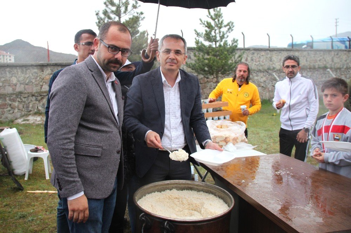 Tosya Pirinç Kupası Bursaspor\'un